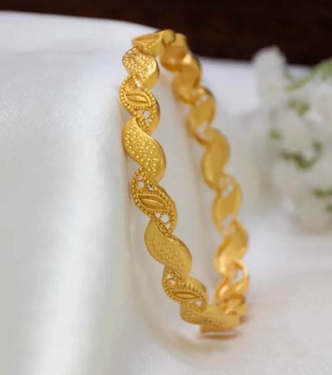 Gold-Plated Wave Leaf Designer Bangle